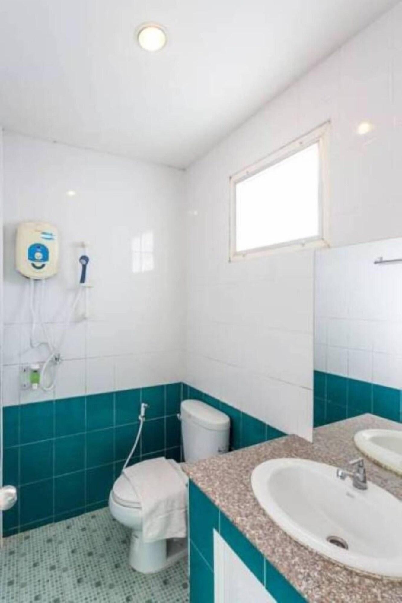 Fang Khunyuw Hotel מראה חיצוני תמונה